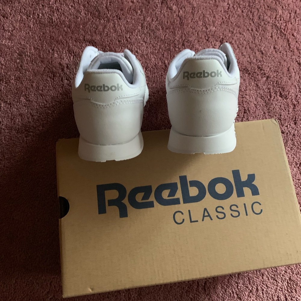 Classic White Reebox - Picture 5 of 7